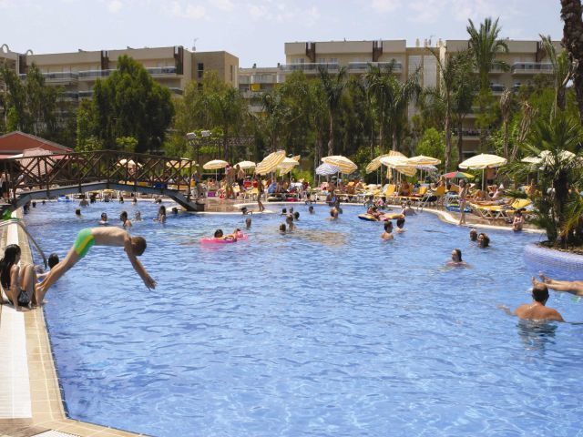 Ohtels Vila Romana سالو المظهر الخارجي الصورة